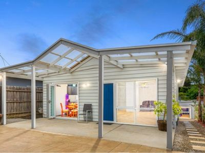 Rosebud Beach House | Walk to beach | Pet Friendly