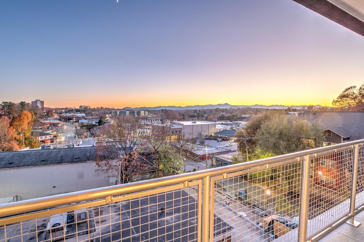 Two King Ensuite Bedrooms with Views gallery image 3