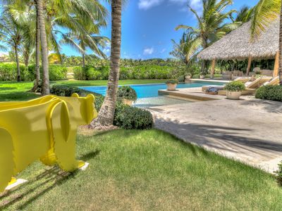 Yellow Bear – Exclusive Golfside Paradise