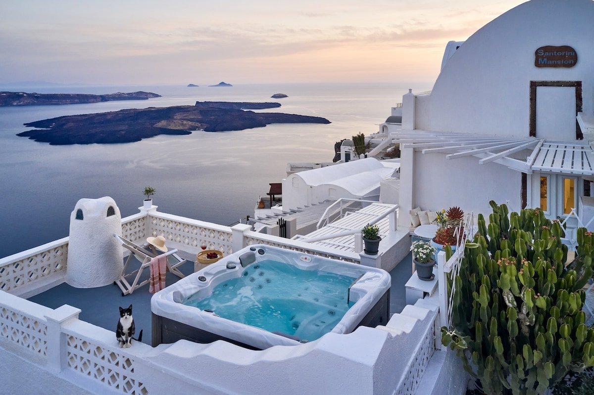 Santorini Mansion Maisonette Sea View Jacuzzi 3BDR gallery image 4
