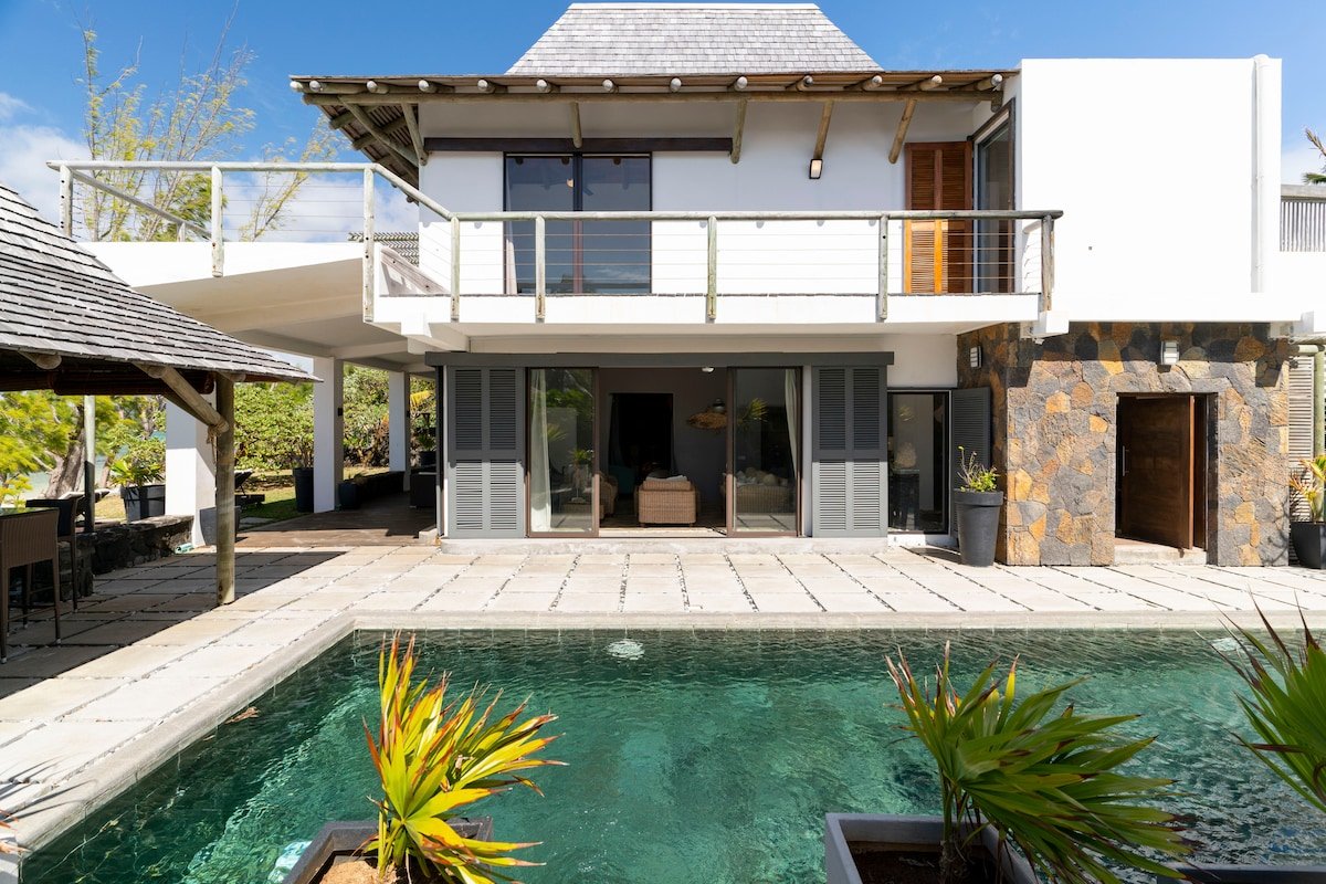 Villa Koki Bonheur by muse villas gallery image 2