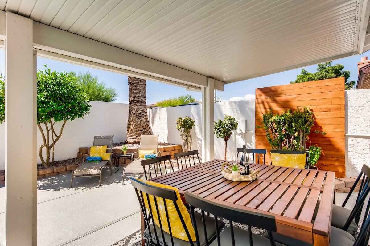 4BR Private Home with Pool gallery image 5