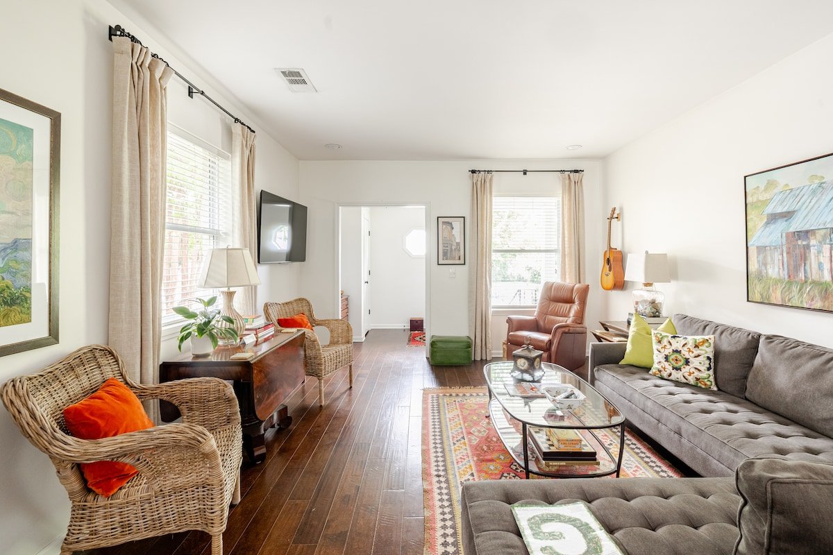 Edgehill Bungalow | Music Row gallery image 4