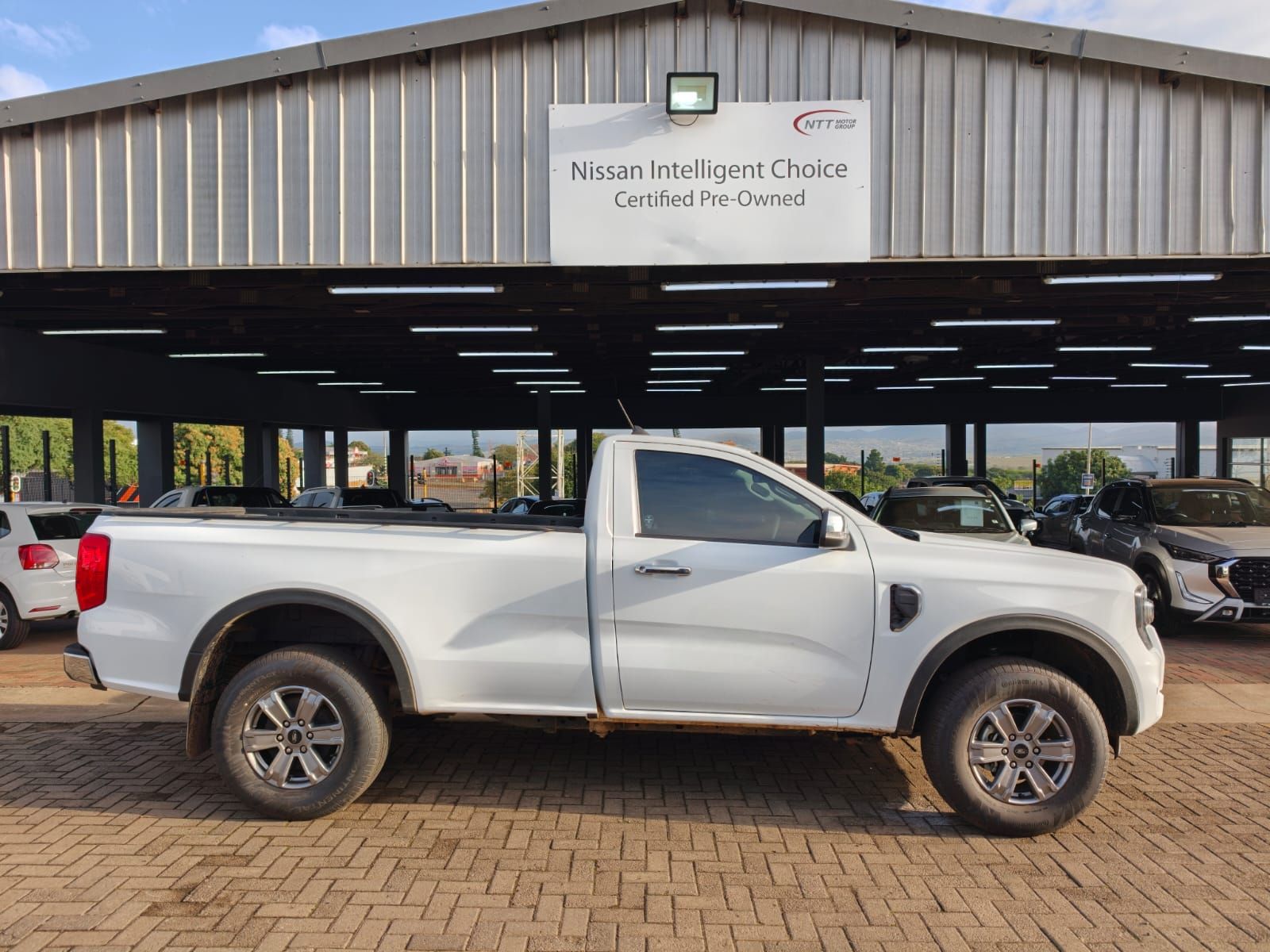 Used car gallery