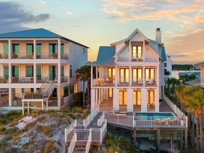 Gulf-front retreat w/private pool + beach access