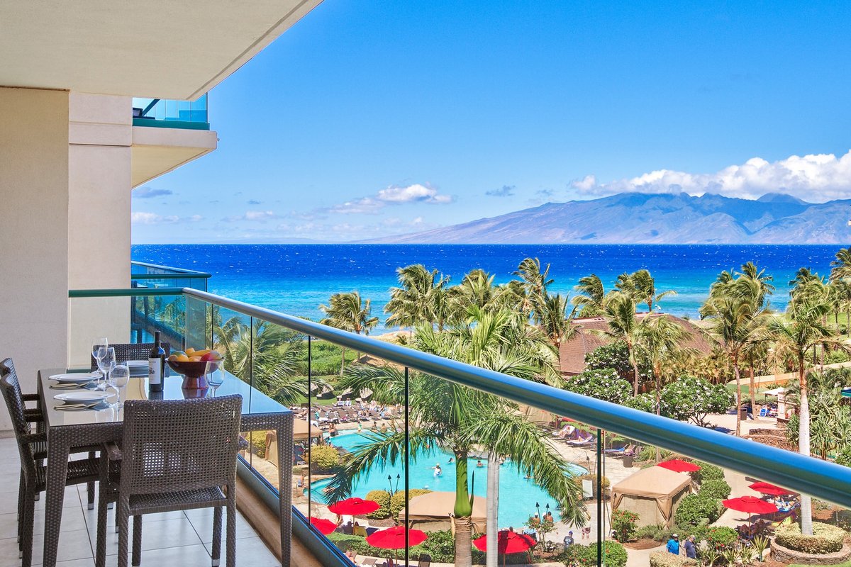 Maui Resort Rentals: Honua Kai Hokulani 511/12/13