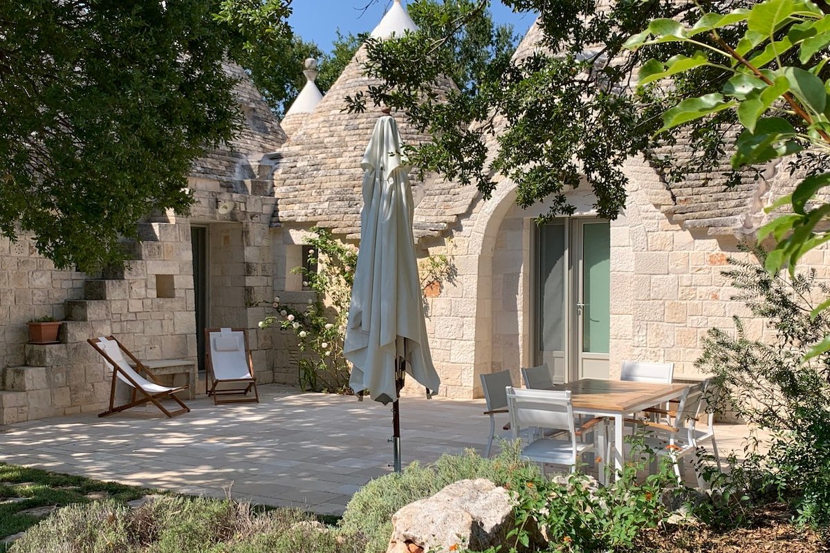 Trulli nel verde with pool gallery image 3