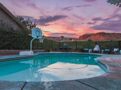 Heated Pool at Turtle Cove Sleeps 12