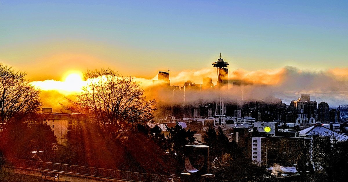 “The” Seattle View & 5-Star Luxury gallery image 4