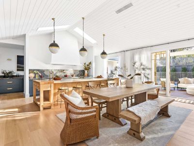 Muskoka, Luxe Retreat with Pool, Spa & Fire Pit