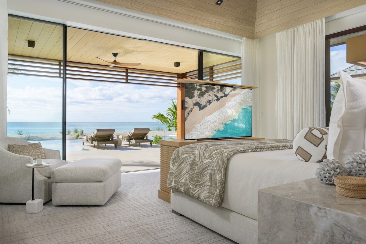 Footprints gallery image 4