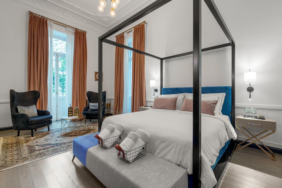 Presidential Suite – 2 Mazi Suites gallery image 3