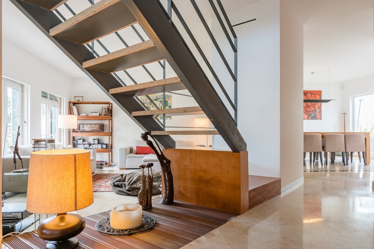 Lux Estoril Family Villa(9) heat pool near beach! gallery image 5