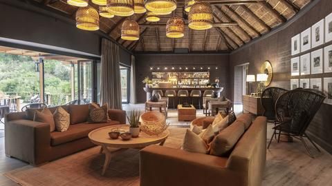Eagles Crag on Shamwari Private Game Reserve - Eagles Crag Upstairs Lounge