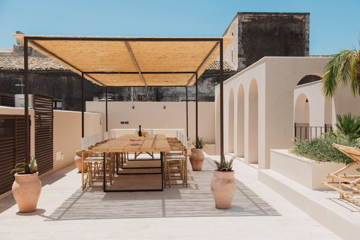 Palazzo Sicilia – Heated Pool gallery image 4