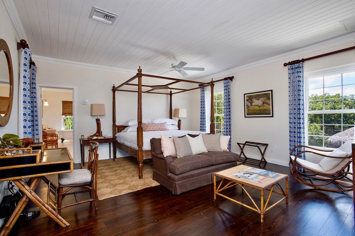 Buccaneer Hill gallery image 2