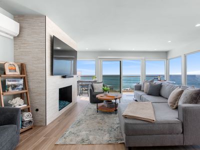 5-Star Oceanfront @ Windansea Beach | New Remodel