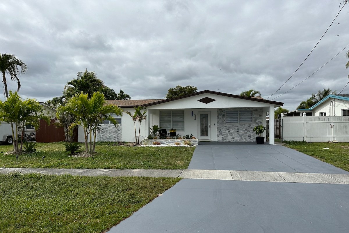 NEW Tropical Haven – Near Hard Rock & FLL Airport gallery image 4