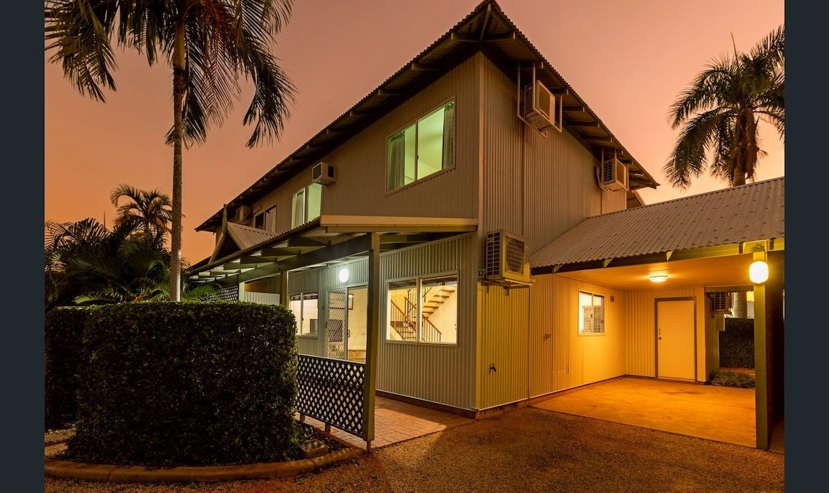 Cable Beachside Villas – 3 Bedroom Standard gallery image 3