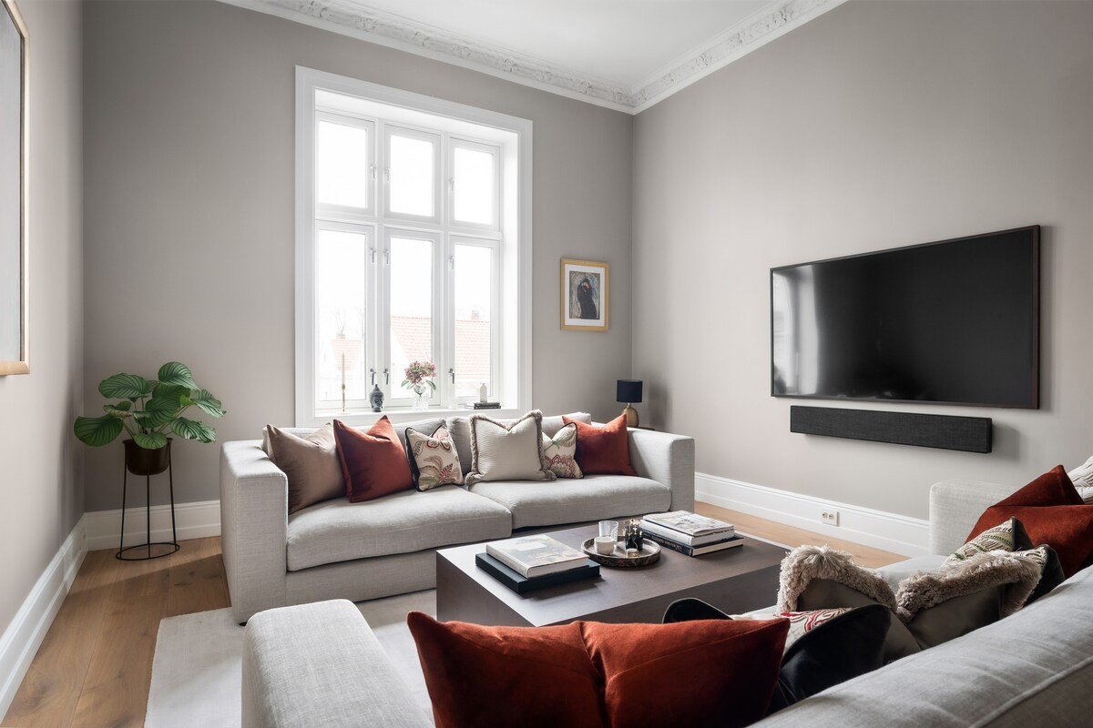 Sophisticated apartment in Oslo gallery image 3