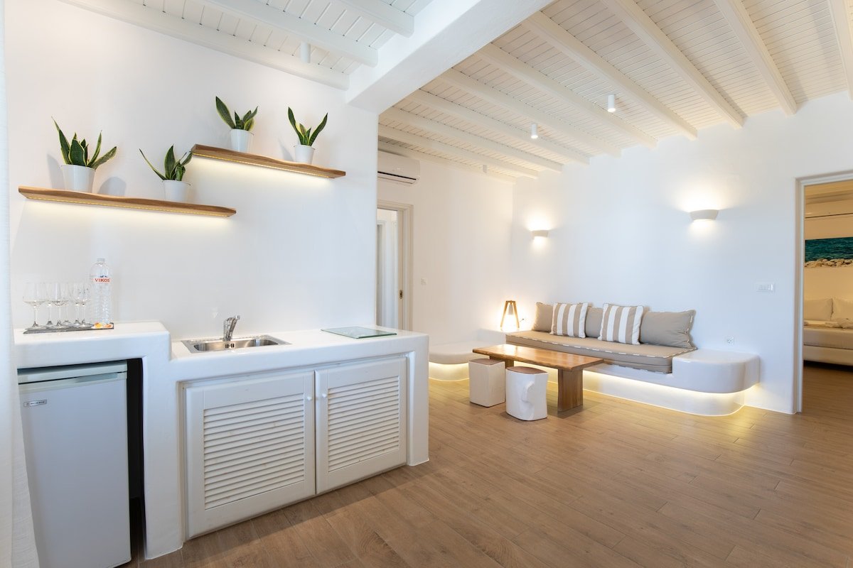 Seethroughmykonos,Superior Suite With Sea View gallery image 3