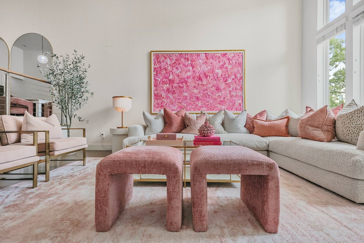 Nashville Girls Trip – 2 mi to Broadway/8 Beds! gallery image 2