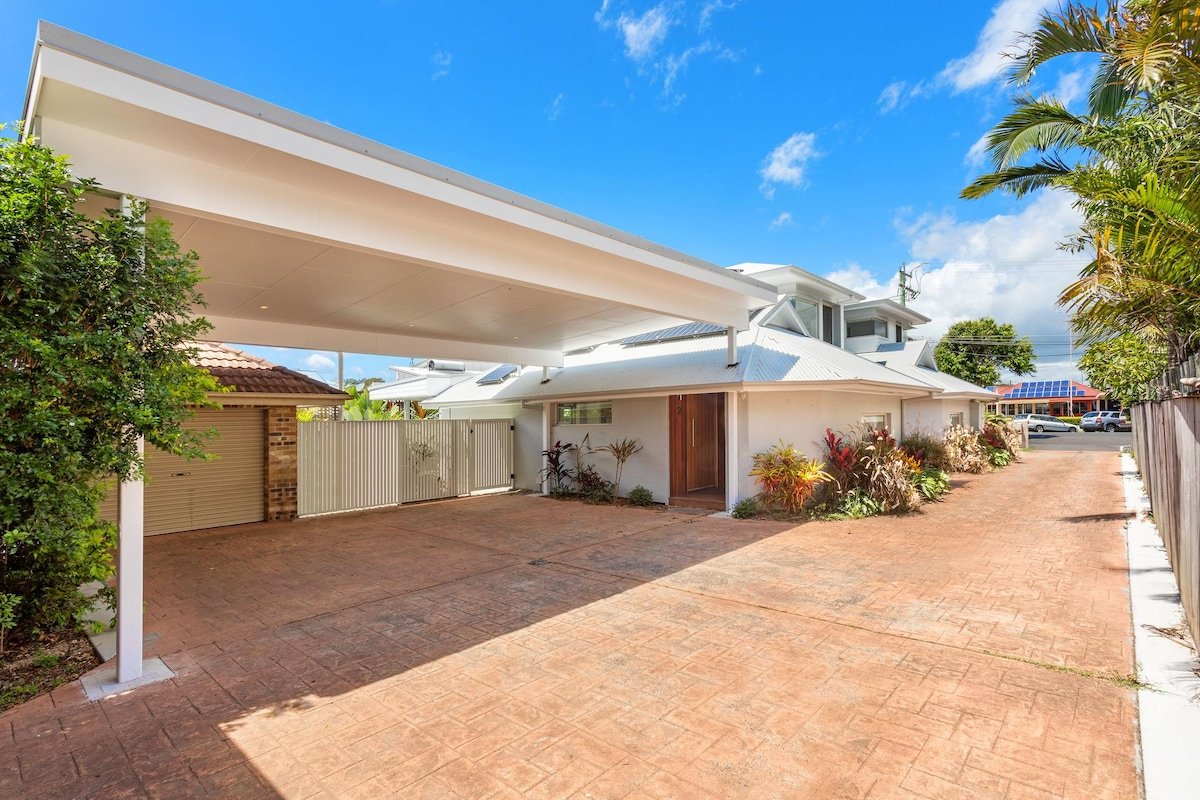 Ocean Pearl -Heated Plunge Pool Luxe Accommodation gallery image 4