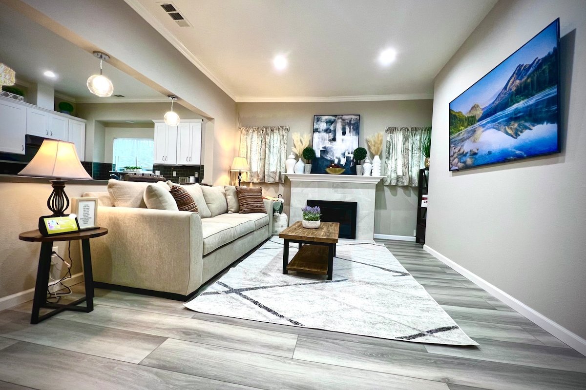 Luxurious & Grand 8 BR at the heart of San Jose gallery image 5