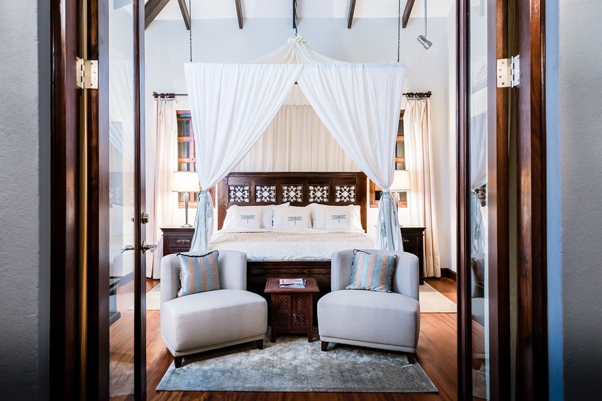 Oceanside Villa With Pool & Terrace – Casa Sonrisa gallery image 2