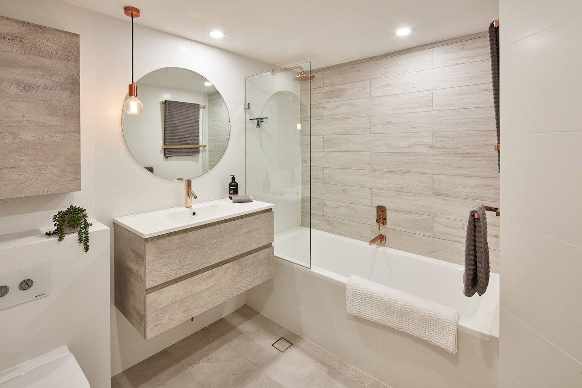 Stunning Unit City Harbour Views + Parking +BBQ gallery image 5