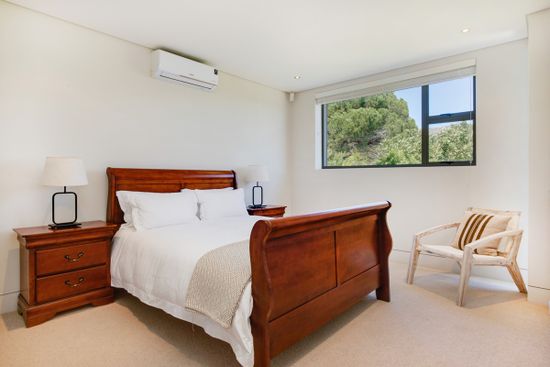 Photo 3 of Villa Sekoma accommodation in Camps Bay, Cape Town with 4 bedrooms and 4 bathrooms