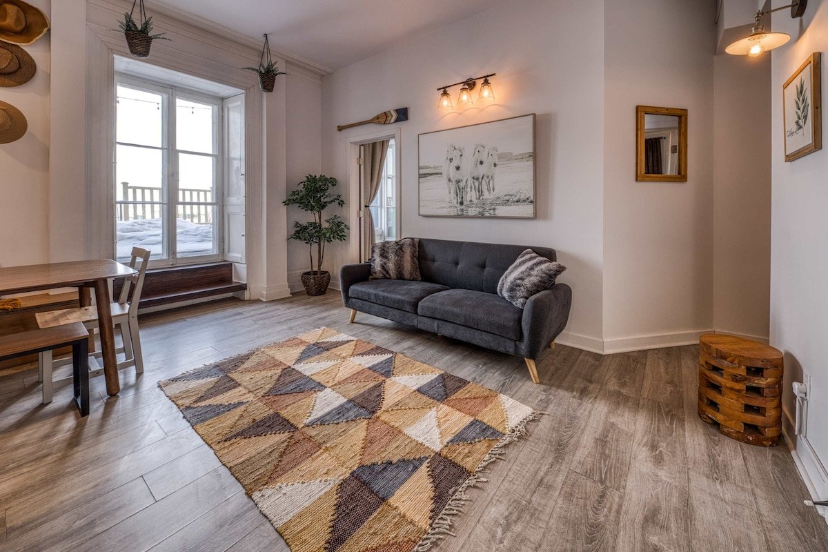 Remparts 2 Bed with Views Private Terrace & Sauna gallery image 5