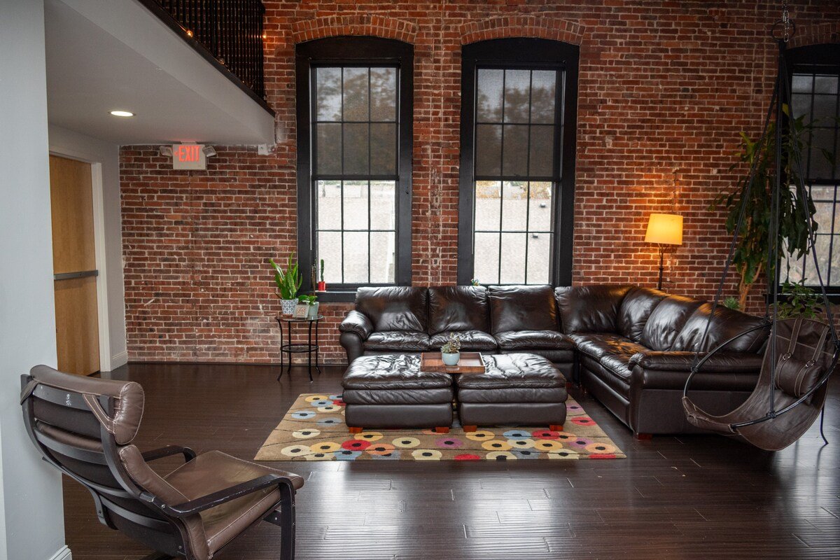 Riverfront Loft • Skyline Views • Walk to It All! gallery image 5