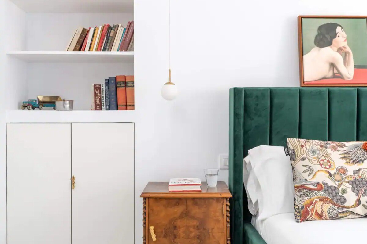 Urgell · Stunning 4BR/3BTH apt gallery image 4