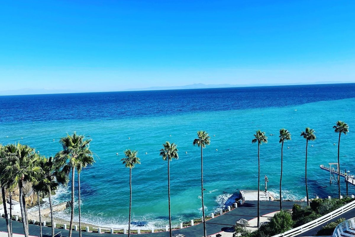 Ocean View Hamilton Cove Villa gallery image 2