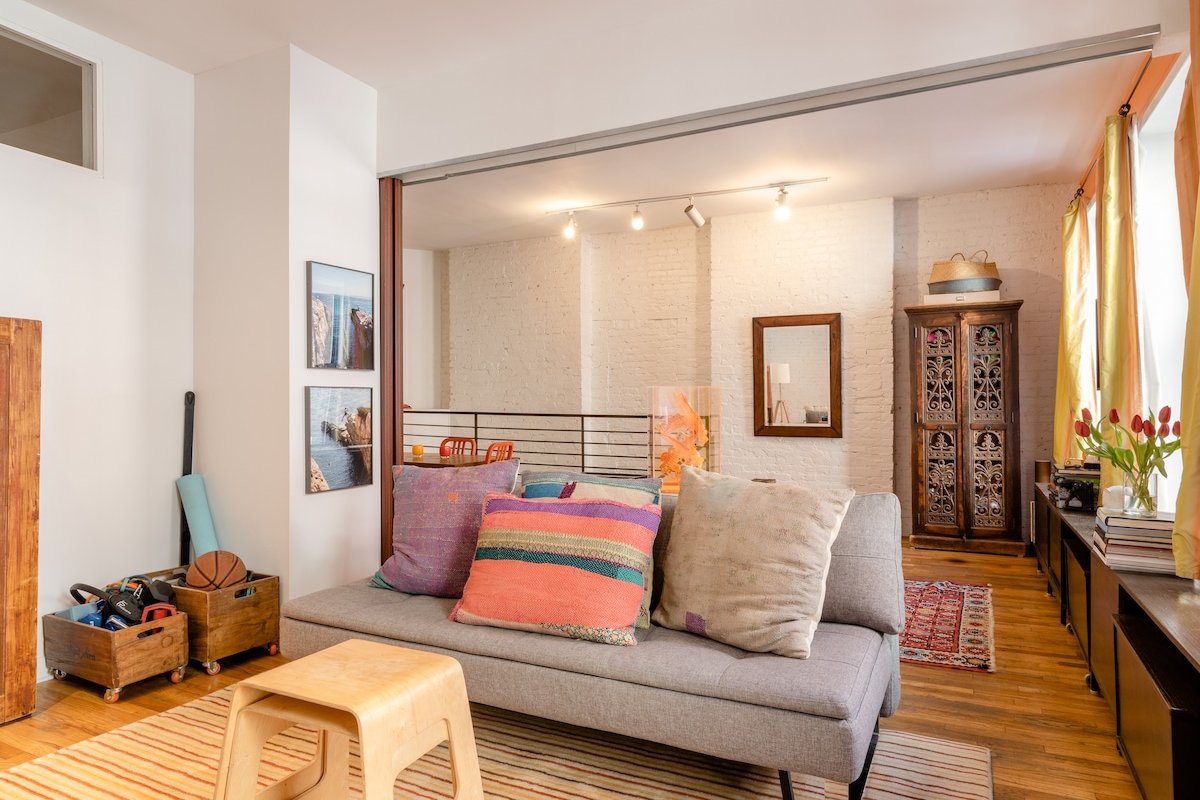 Colorful 2+ Bedroom Apt. on NYC’s Lower East Side gallery image 4