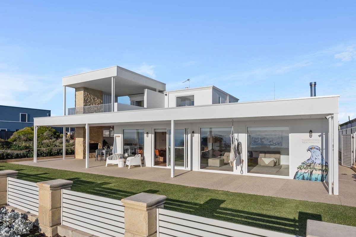 Yoondoordo Luxury Beach House gallery image 2