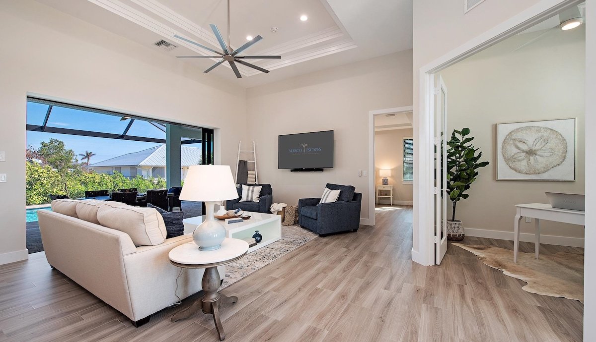 West Flamingo gallery image 4