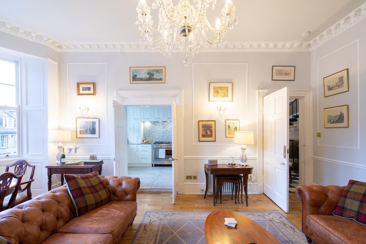 Fabulous Georgian family Townhouse gallery image 5