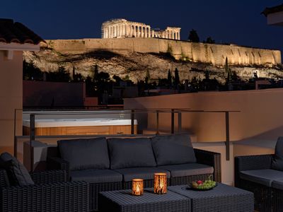 THIRAMENOUS RESIDENCE-ATHENA SUITE with Hot Tub