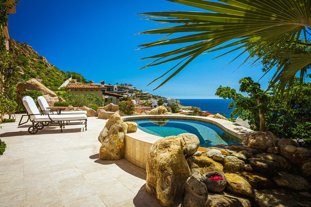 Casa Luca Pedregal gallery image 2