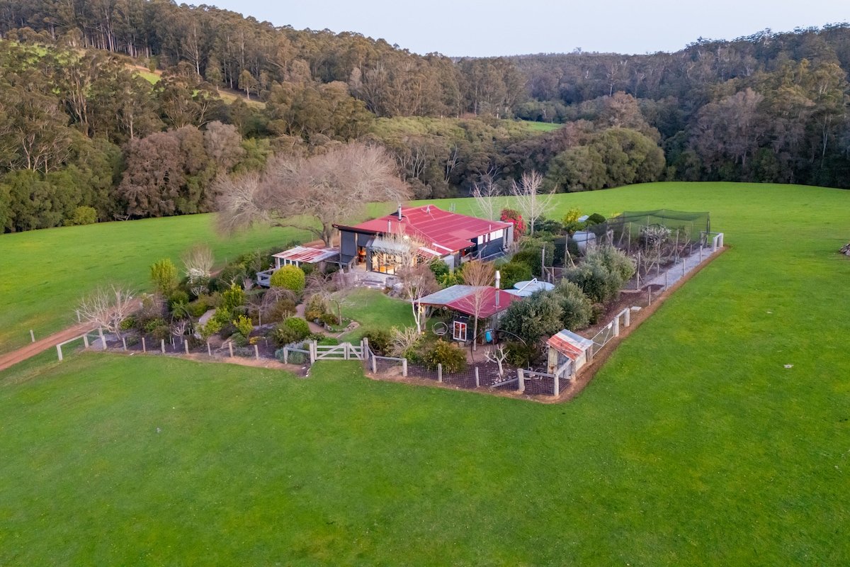 Glauders Cottage gallery image 2