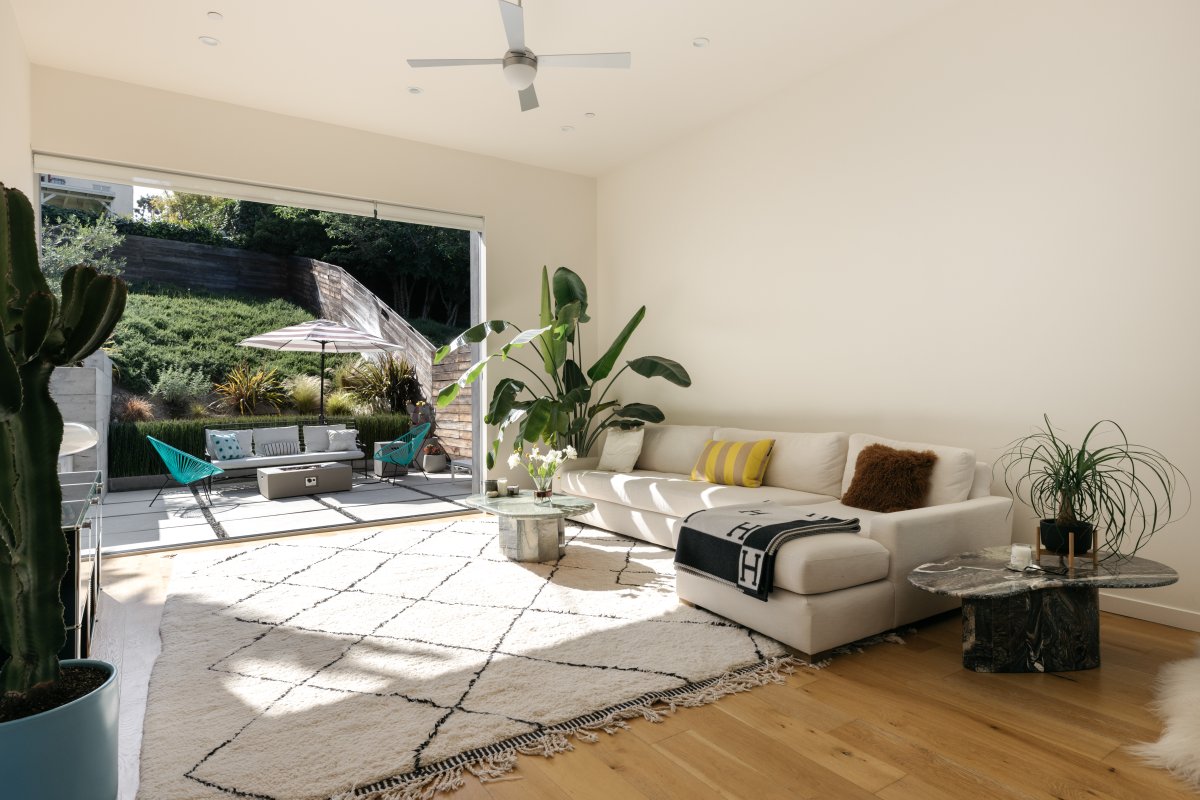 Modern home in Silver Lake