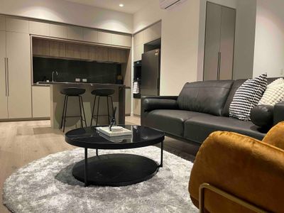 Superior 3 Bedroom Apartment in Melbourne CBD