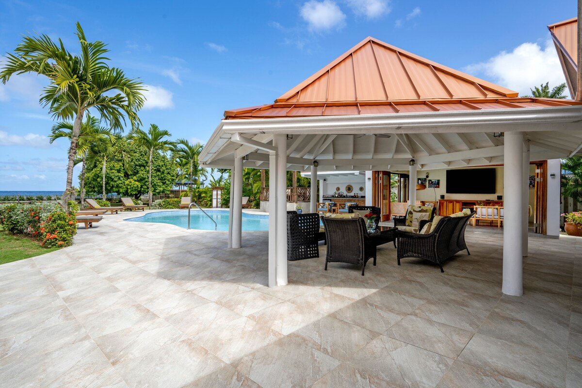 Sun Spot Villa On The Beach gallery image 4