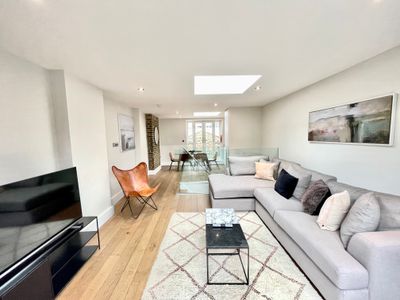 Covent Garden,2bed,2bath/AC-Big