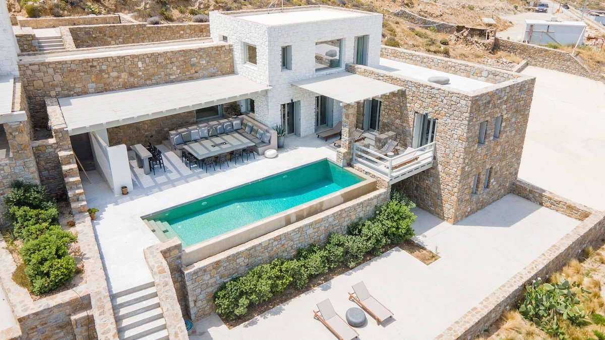 Villa Poeme |7Bed| 550m to Beach gallery image 3