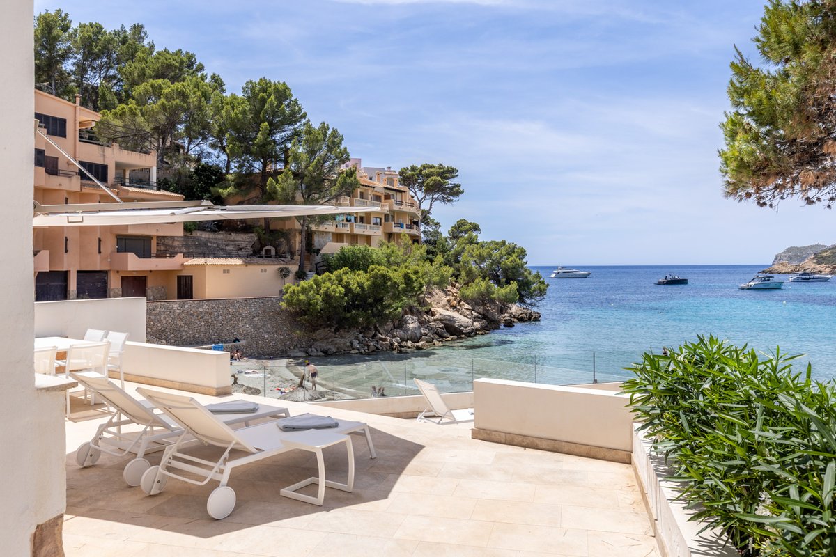 Villa Arlequín – Luxury Beachfront