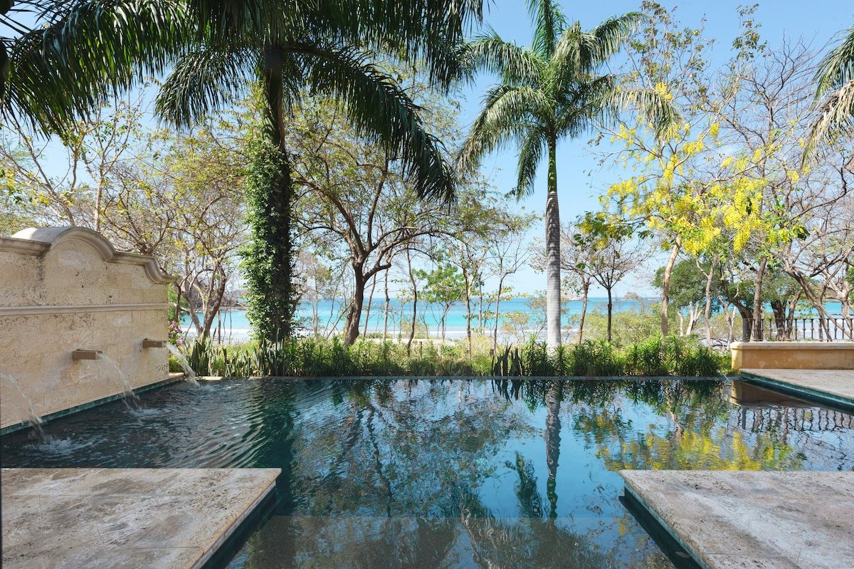 Oceanfront Villa, Pool & Beach Club – Casa Tom gallery image 4