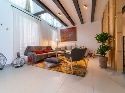 The HostMaster Gazi La Grande Maison